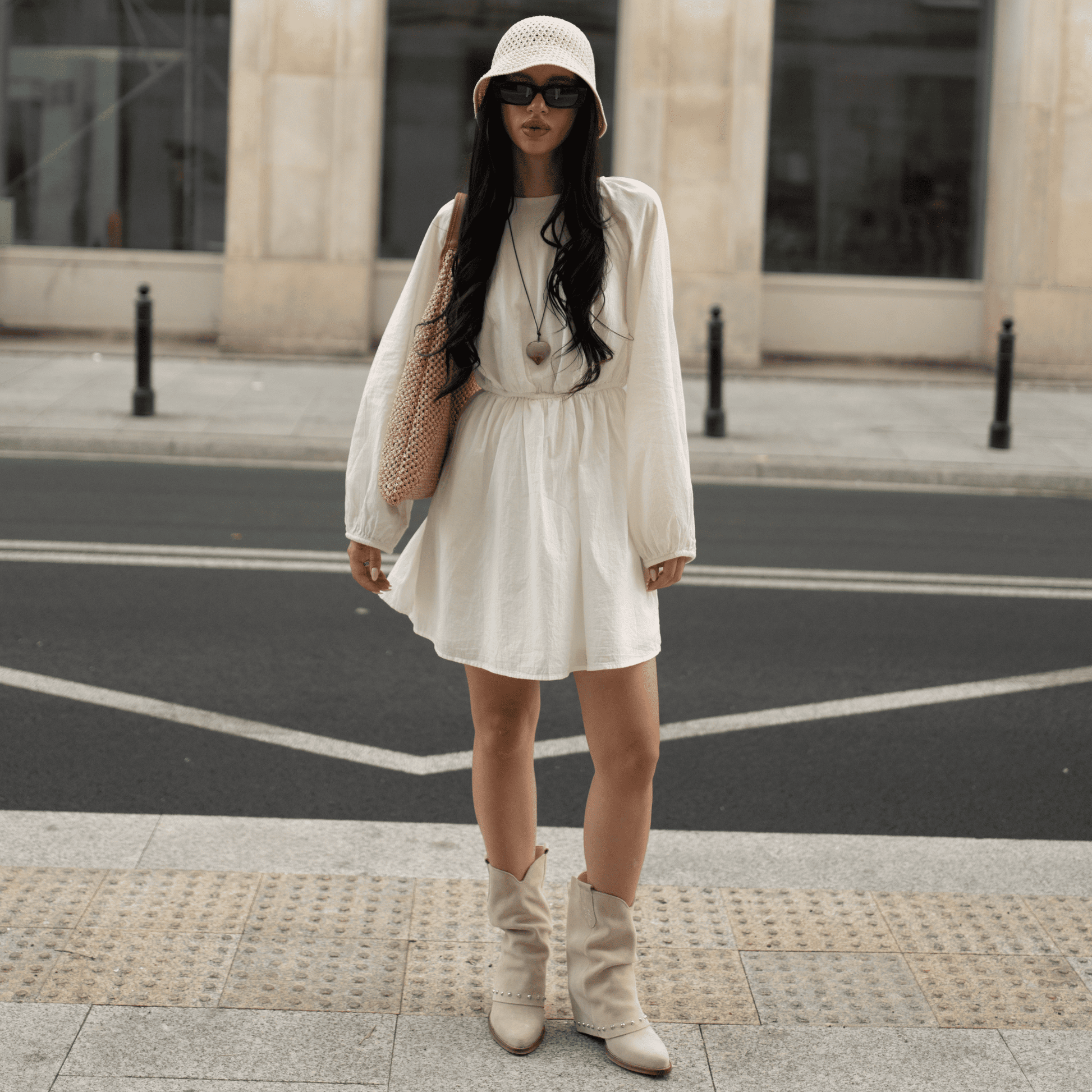 Stivaletti Texani Beige Texani Con Vestito Outfit Stivali Alti